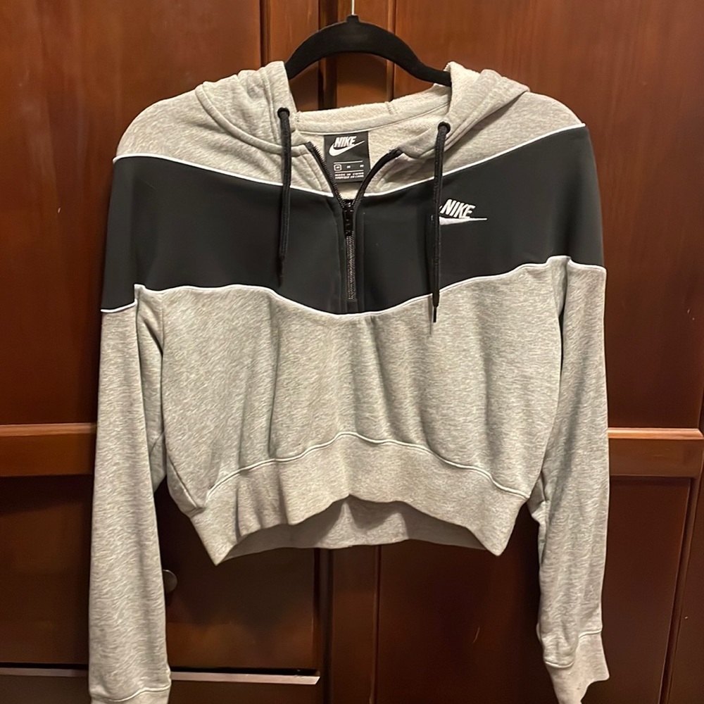 Womens Nike crop top